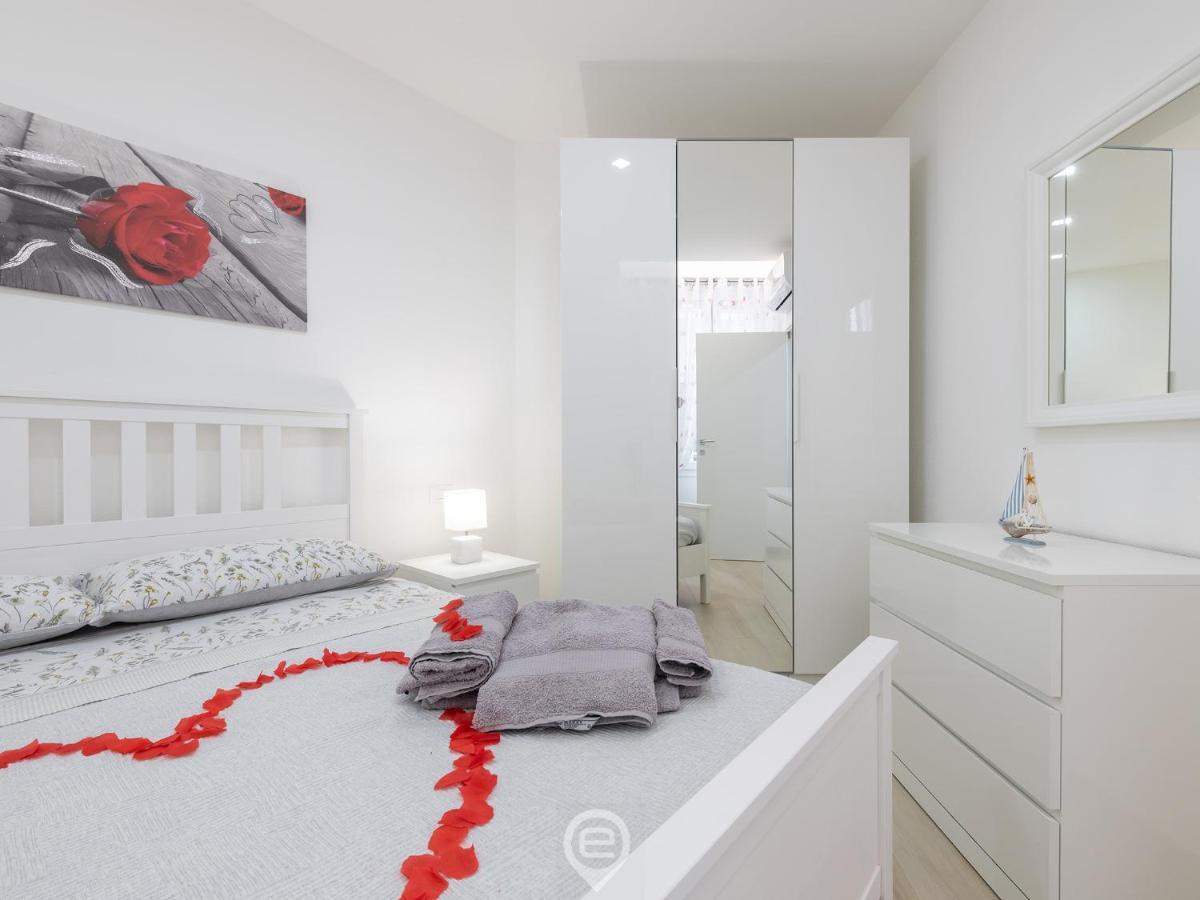 Sabamiglia Apartments กาญารี ภายนอก รูปภาพ